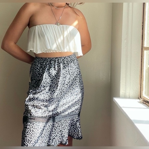 Valentino Intimo|Satin slip skirt in black & white ditsy print•••Lace & Ruffles - Picture 3 of 12